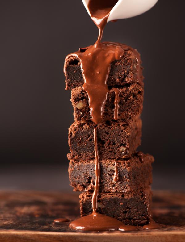 RICH DARK CHOCOLATE BROWNIES WITH WALNUTS