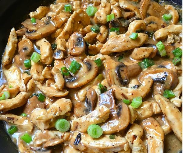 SHREDDED CHICKEN WITH MUSHROOM SCALLION SAUCE