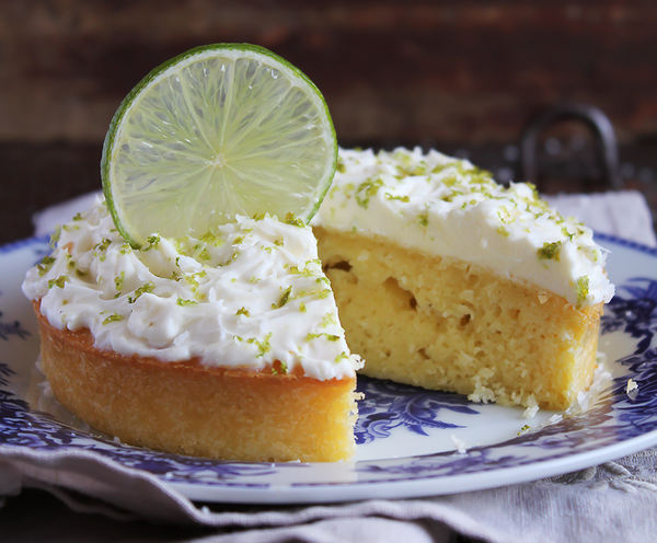 Lemon cake with buttercream