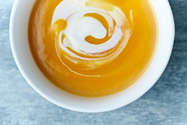 ROASTED CARROT SOUP