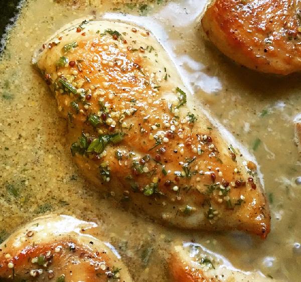CHICKEN WITH CREAMY MUSTARD SAUCE